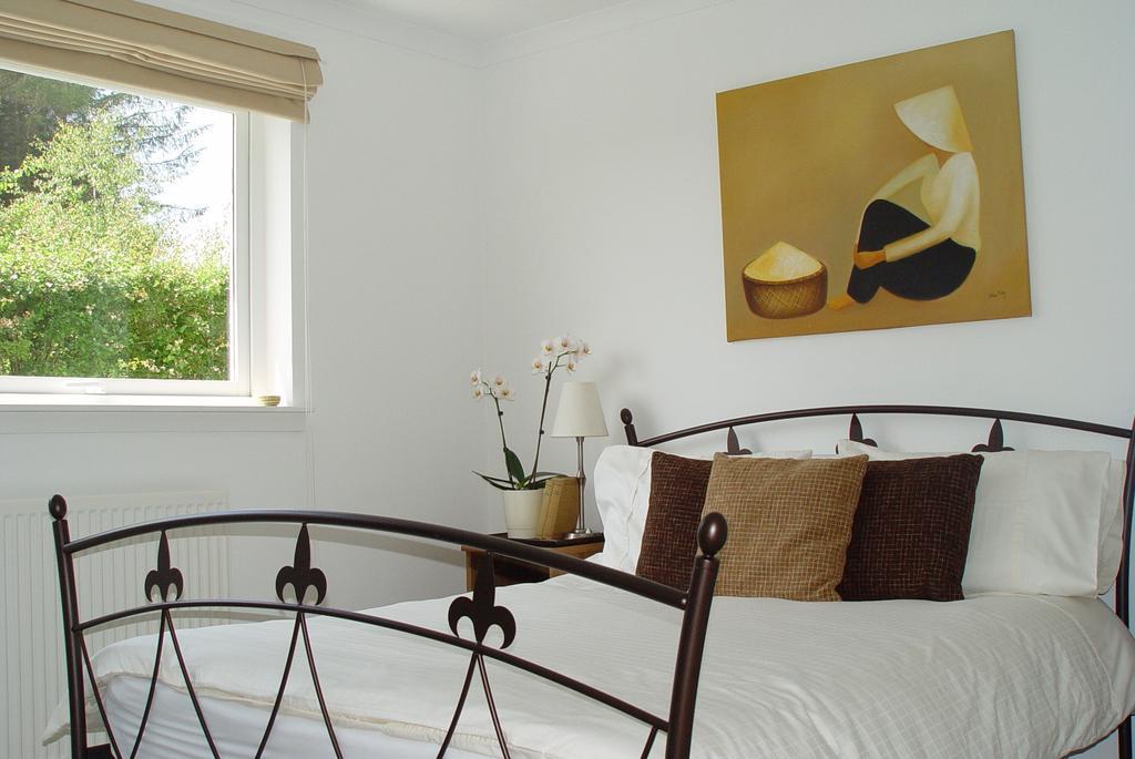 Kennels Cottage Stirling Room photo